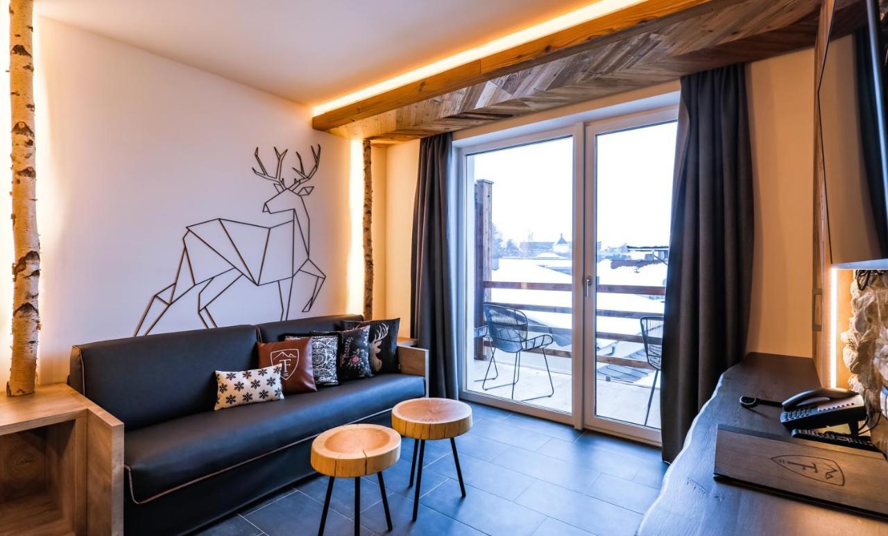 24 By Avenida - Mountain Hotel Капрун Екстериор снимка