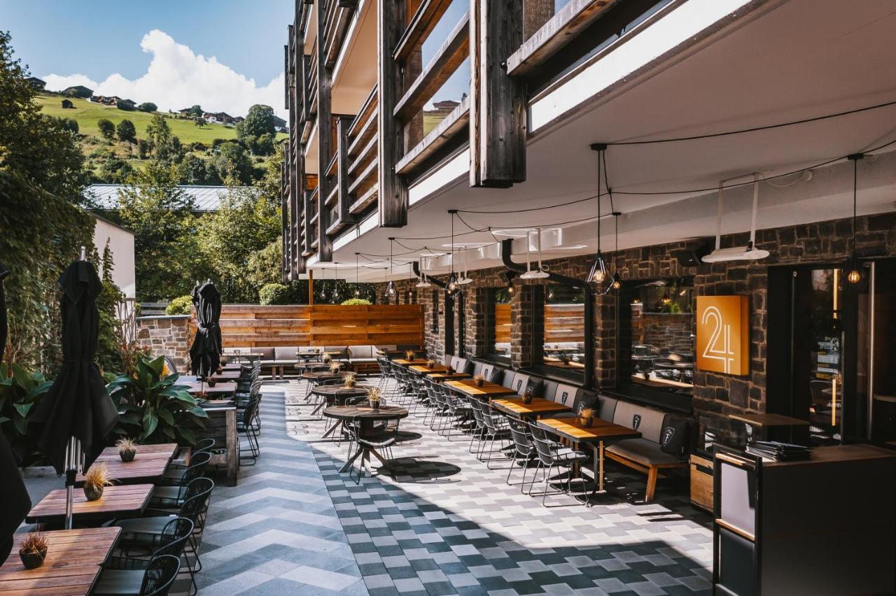 24 By Avenida - Mountain Hotel Капрун Екстериор снимка
