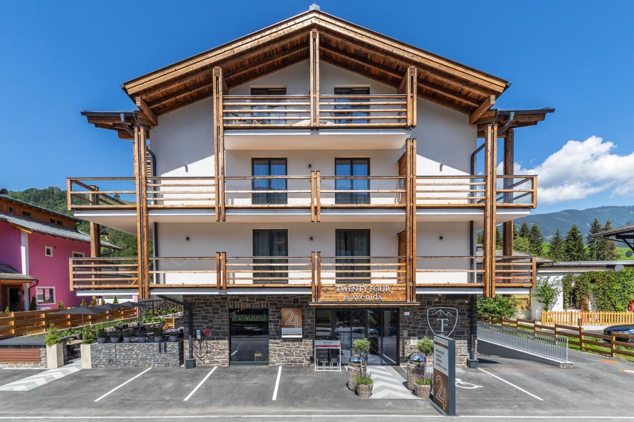 24 By Avenida - Mountain Hotel Капрун Екстериор снимка