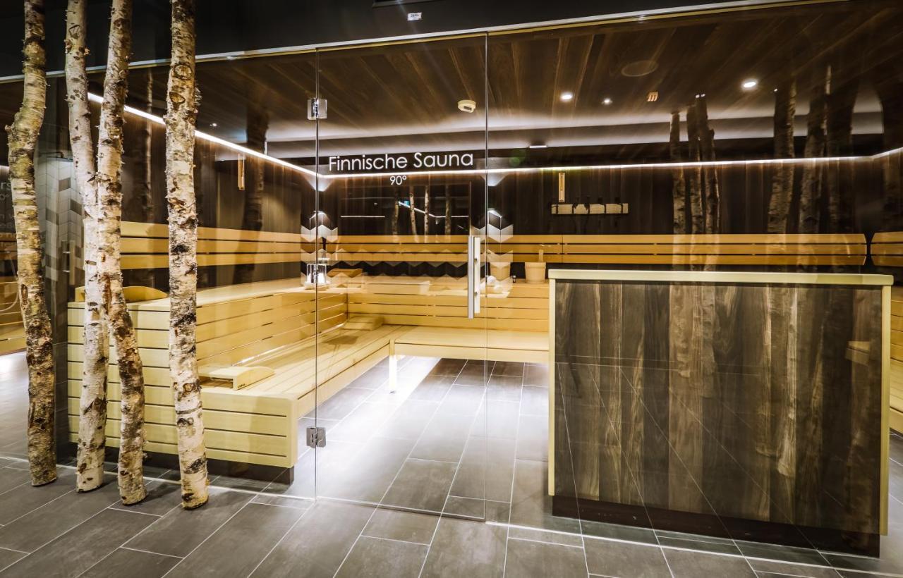 24 By Avenida - Mountain Hotel Капрун Екстериор снимка