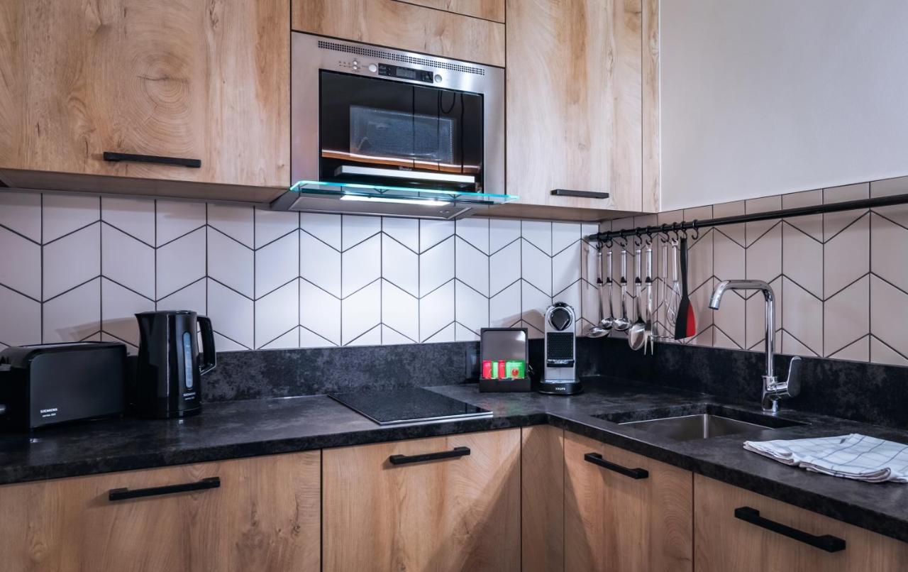 24 By Avenida - Mountain Hotel Капрун Екстериор снимка