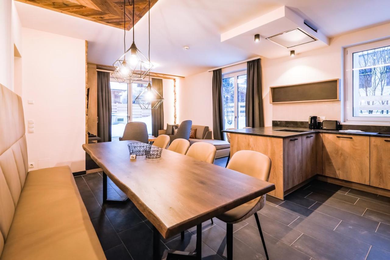 24 By Avenida - Mountain Hotel Капрун Екстериор снимка