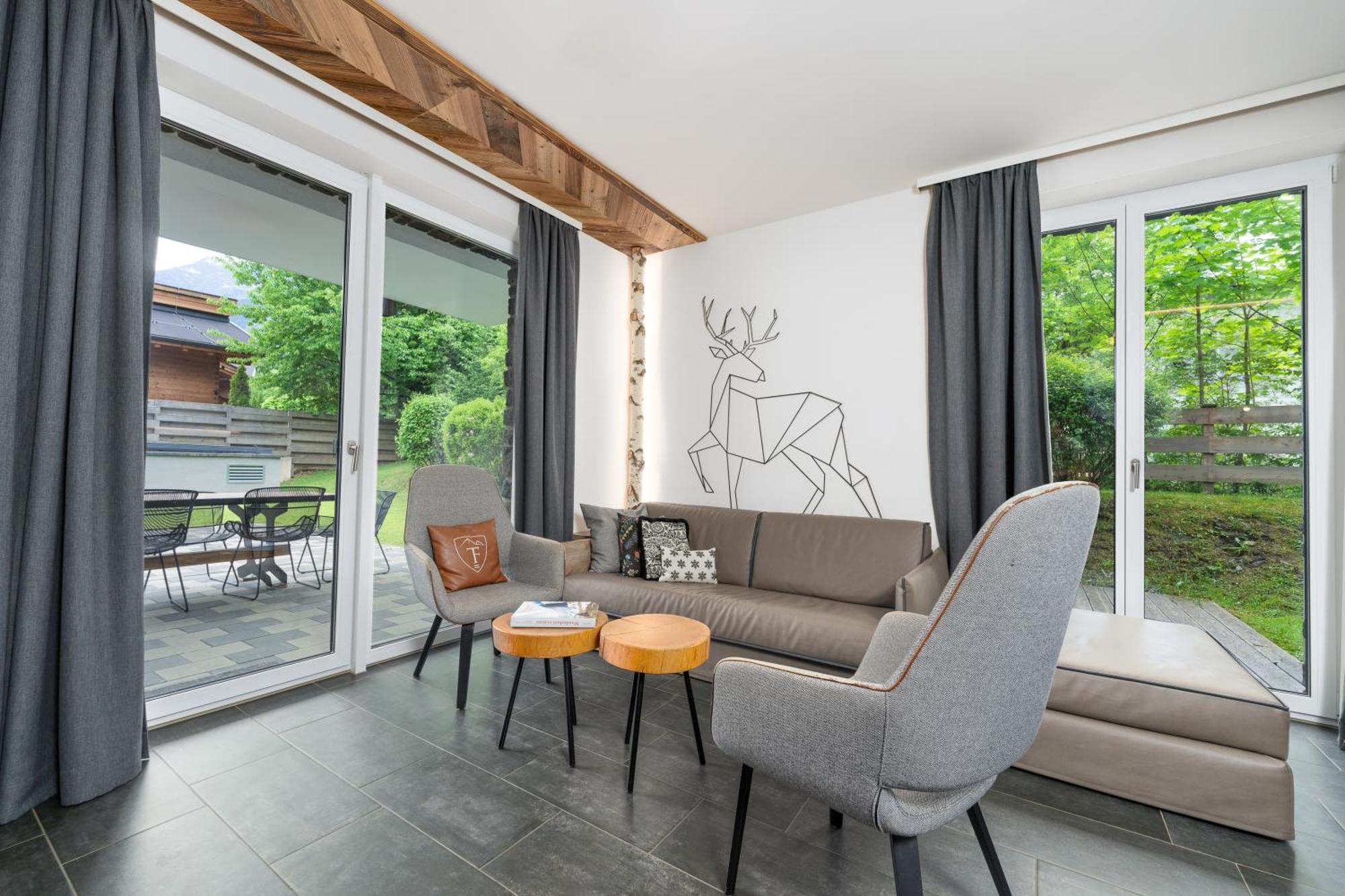 24 By Avenida - Mountain Hotel Капрун Екстериор снимка